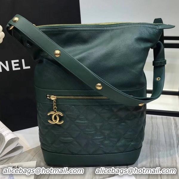 Sumptuous Chanel Grined Calfskin Hobo Handbag A57966 Green 2018 Collection
