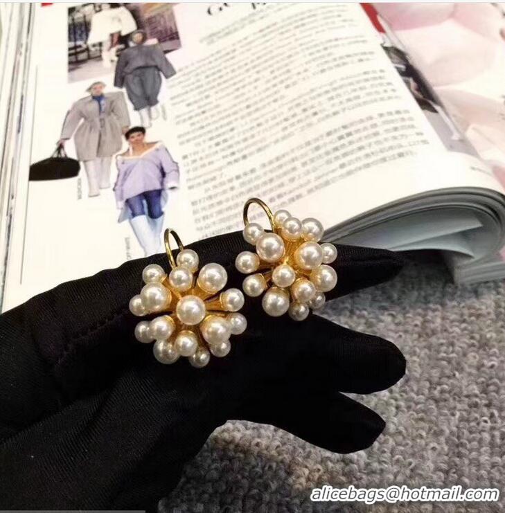 Luxury Classic Celine Dandelion Pearls Earrings C31046