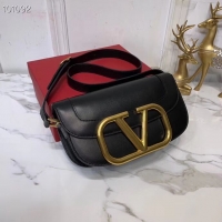 Buy Discount VALENTINO Origianl leather shoulder bag V0030 black