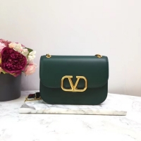 Best Luxury VALENTINO VLOCK Origianl leather shoulder bag 2222 green