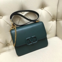 Perfect Inexpensive VALENTINO VLOCK Origianl leather shoulder bag 0908 green