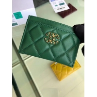 Top Quality Discount Chanel 19 Card sleeve AP0731 green