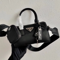 Luxury Prada Re-Edition 2005 top-handle bag 1PR846 black