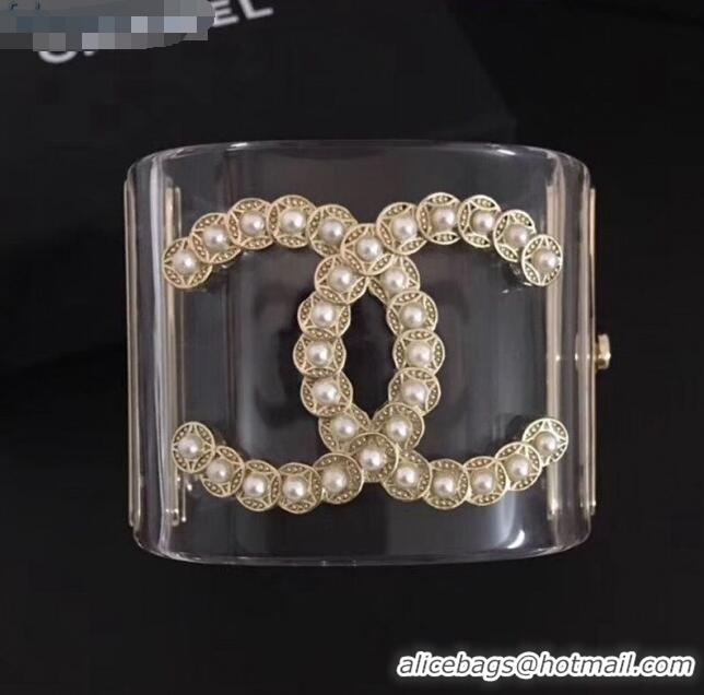 Low Cost Chanel Resin Pearl CC Cuff Bracelet CC7101 2019