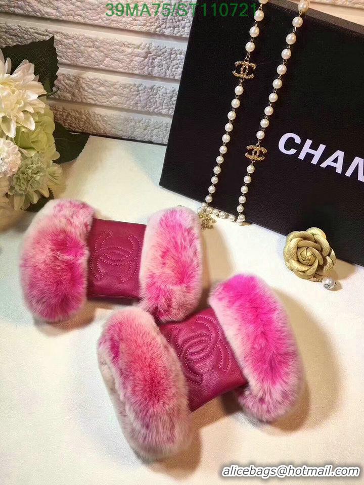 Buy Classic Chanel Gloves In Sheepskin Leather Women G110721