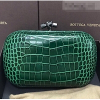 Fashion Design Bottega Veneta Knot Clutch in Crocodile Calfskin BV2101 Green 2021