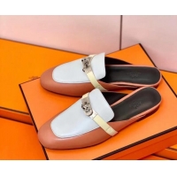 Classic Hot Hermes Oz Mule in Smooth Calfskin with Iconic Kelly Buckle Brown/Off-white 0209067