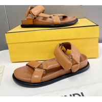 Sumptuous Fendi Feel Leather Flat Sandals Brown 032235