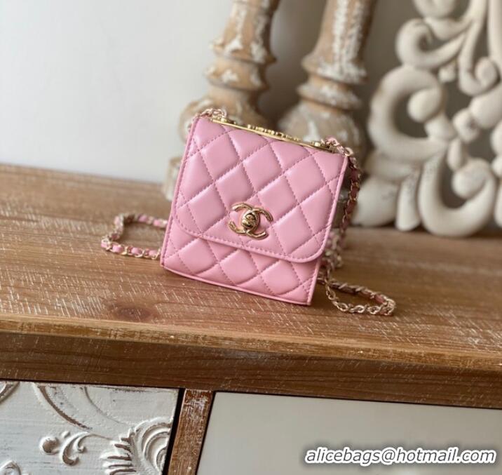 Modern Classic Chanel mini Shoulder Bag Lambskin & Gold-Tone Metal 88631 pink