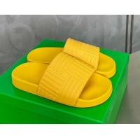 Best Price Bottega Veneta Rubber Slider Flat Slide Sandals Yellow 2051933