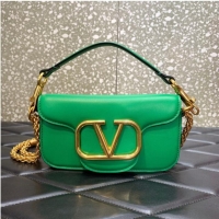Well Crafted VALENTINO GARAVANI MINI LOCO Calf leather Shoulder Bag 1W2B0K green