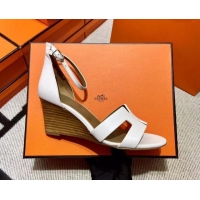 Best Product Hermes Legend Palm-Grained Calfskin Wedge Sandals 7cm White 062253
