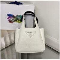 Famous Brand Prada Leather handbag 1BA349 White