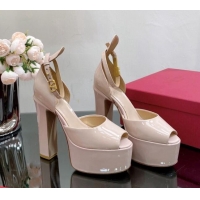 Popular Style Valentino Tan-Go Platform Sandals 15.5cm in Patent Leather Nude Pink 0108091