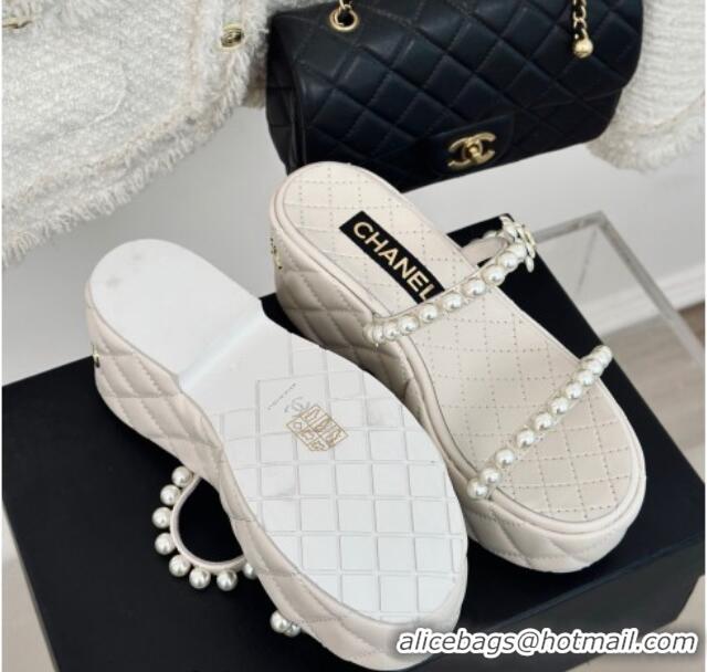 Charming Chanel Quilted Lambskin and Pearls Wedge Platform Slide Sandals 7cm White 0223100