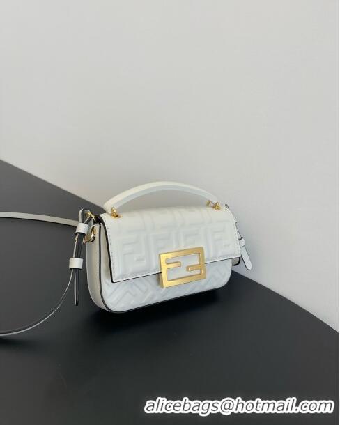 Good Taste Fendi Baguette Phone Bag in Calf Leather F1103 White 2024