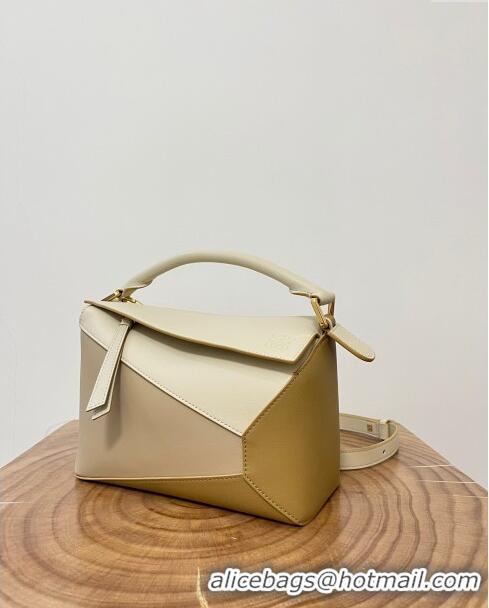 Low Price Loewe Small Puzzle Bag in Classic Calfskin 9311L Off-white/Beige 2023 TOP