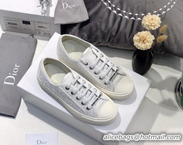 Sumptuous Dior Walk'n'Dior Sneakers in Oblique Embroidered Cotton White 0226047