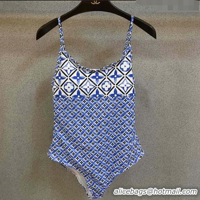 Pretty Style Louis Vuitton Two Pieces Swimwear 030603 Blue/White 2024