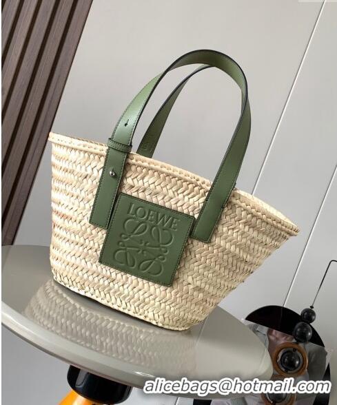 Buy Fashionable Loewe Small Basket bag in raffia straw and calfskin 8004 Green 2024