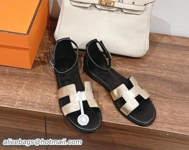 Durable Hermes Santorini Flat Sandals in Smooth Calfskin Gold/Black 909016