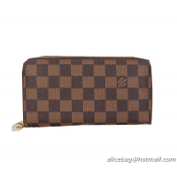 Louis Vuitton Damier...