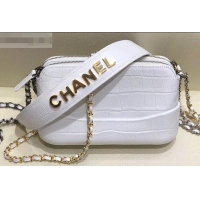 Feminine Chanel Croc...