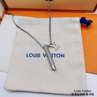 Stylish Louis Vuitto...