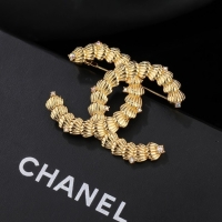 Stylish Chanel Brooc...